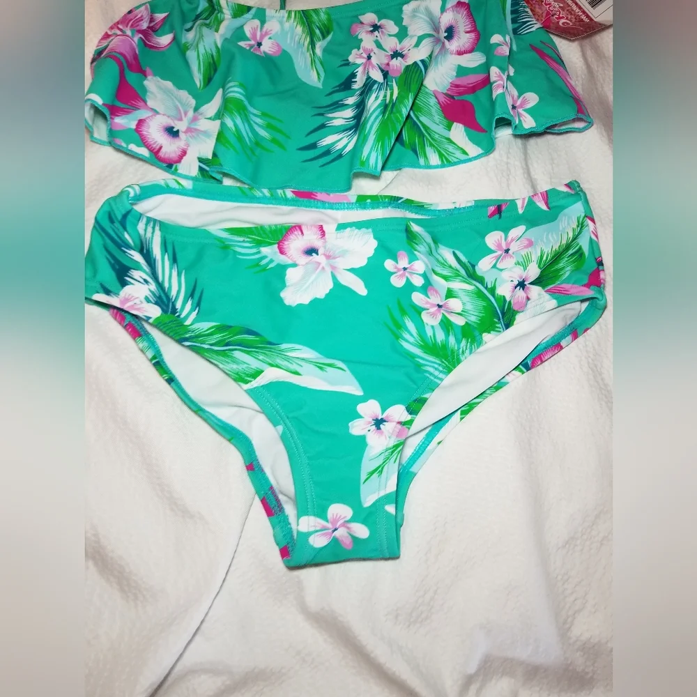 NWT GIRLS CROSS BACK RUFFLE  TROPICAL BIKINI SWIM SET